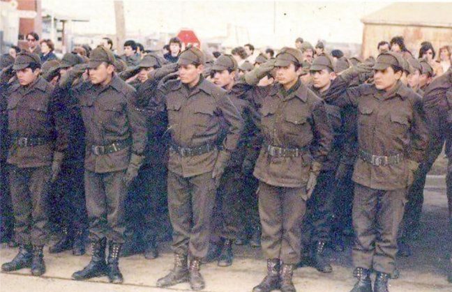 Malvinas: impulsan proyecto para reconocer como veteranos a los conscriptos que defendieron el litoral marítimo