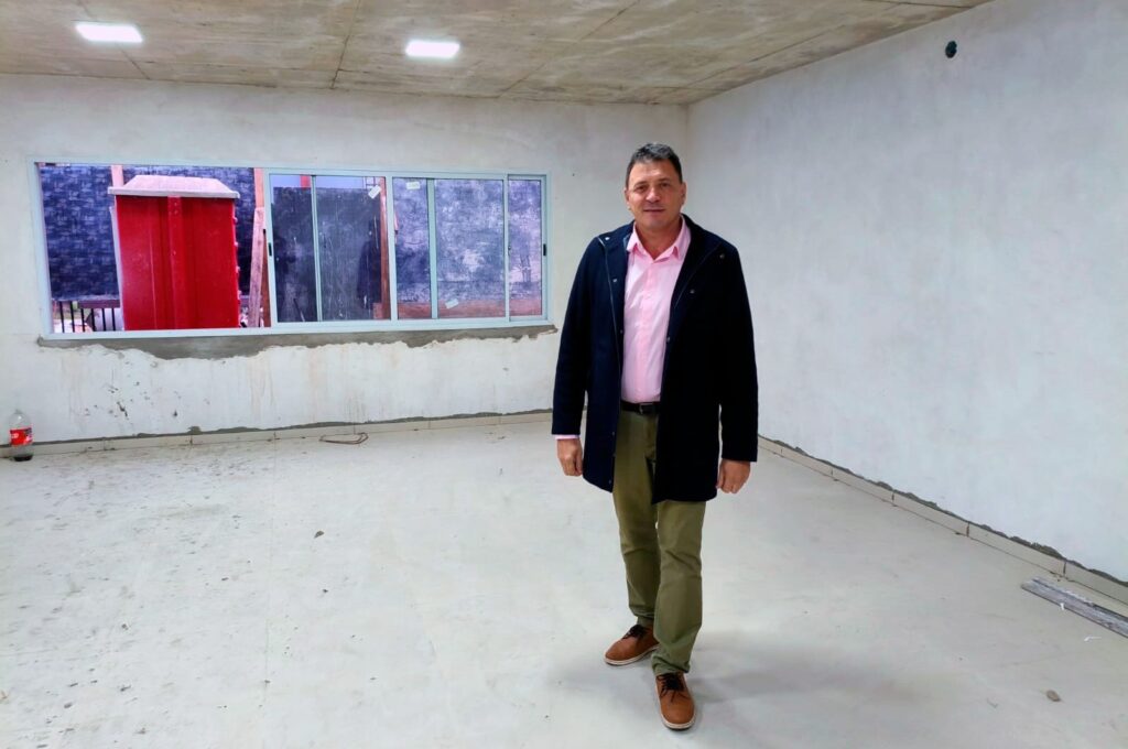 Avanza la construcción del jardín maternal municipal para la zona sur de la ciudad
