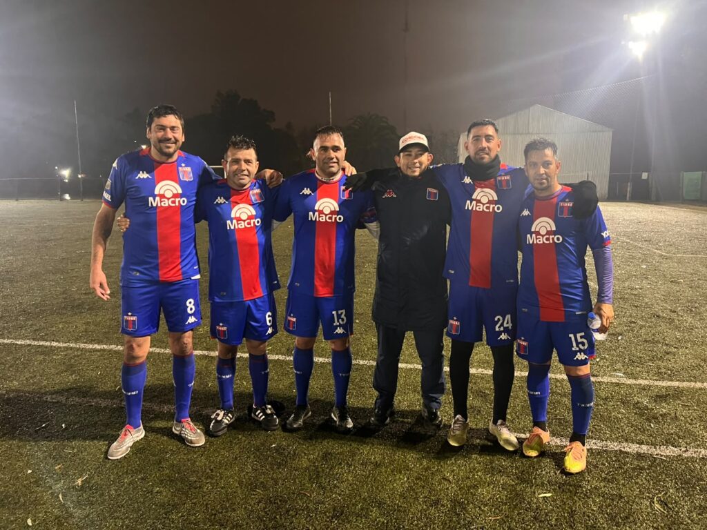 Juan Pablo Pereyra volvió a vestir la camiseta de Tigre en el Torneo Senior +35