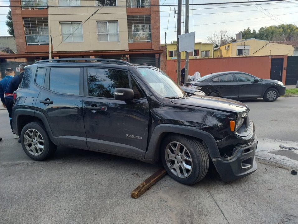 Caseros: cayó desde un segundo piso al intentar defenderse de un robo