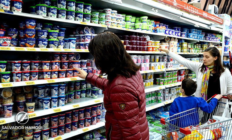 Una familia rosarina necesitó más de ,6 millones de pesos para cubrir la canasta BASICA MINIMA en Julio