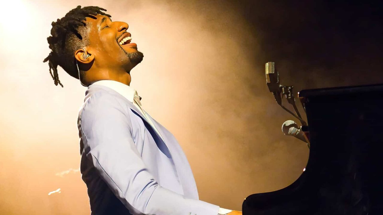 Jon Batiste reinterpreta a Mozart desde las raíces de la música negra