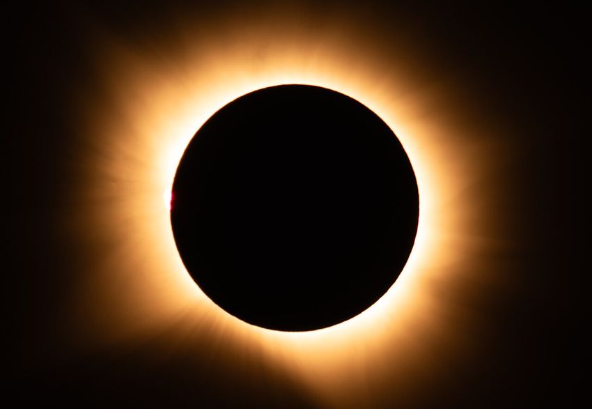 Los efectos de la Luna Negra, crónica de un eclipse total