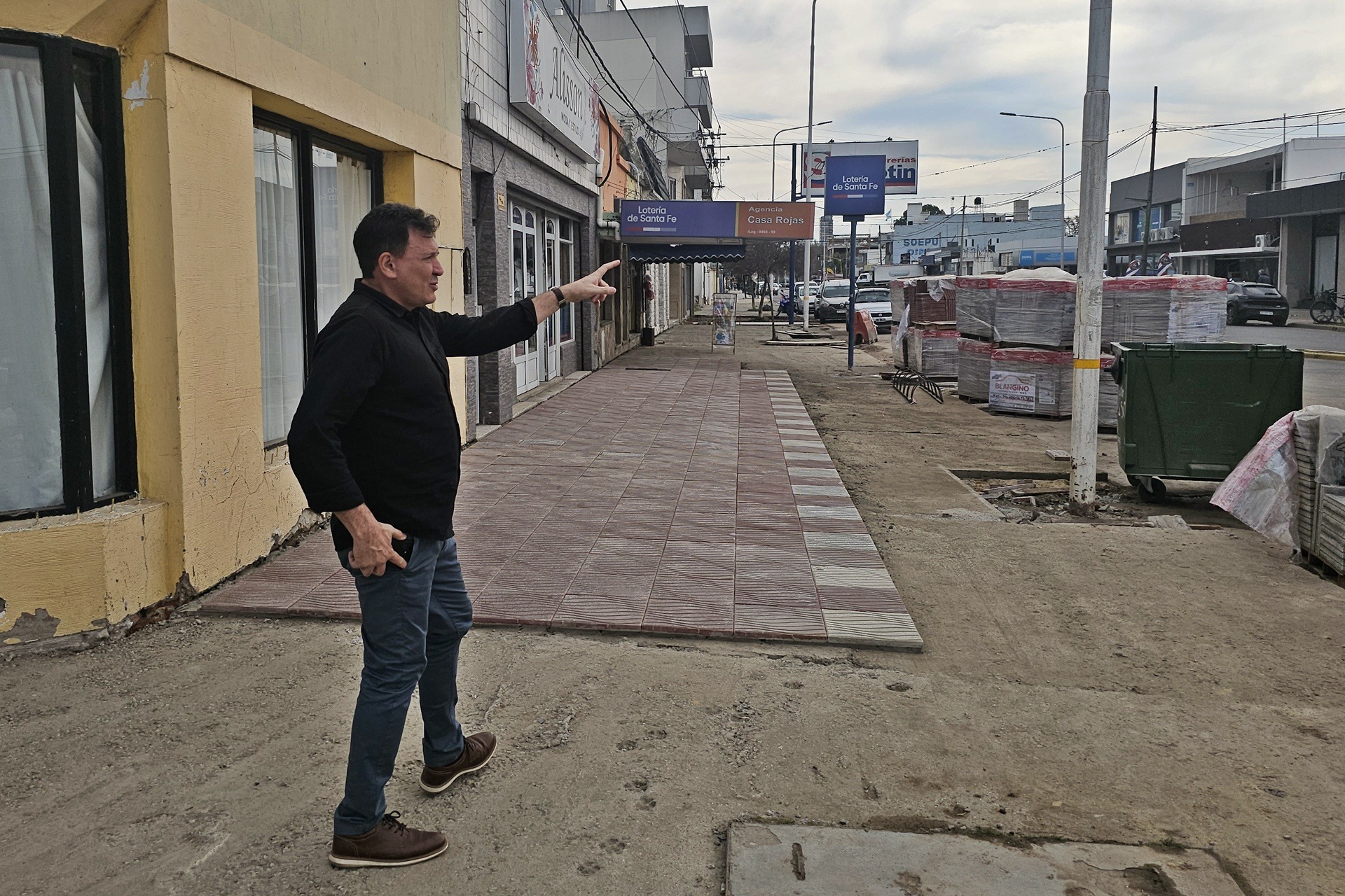 San Lorenzo extiende su paseo comercial por la avenida San Martín hacia el sur