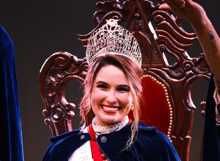 Melina Lovello es la nueva Reina Nacional del Inmigrante